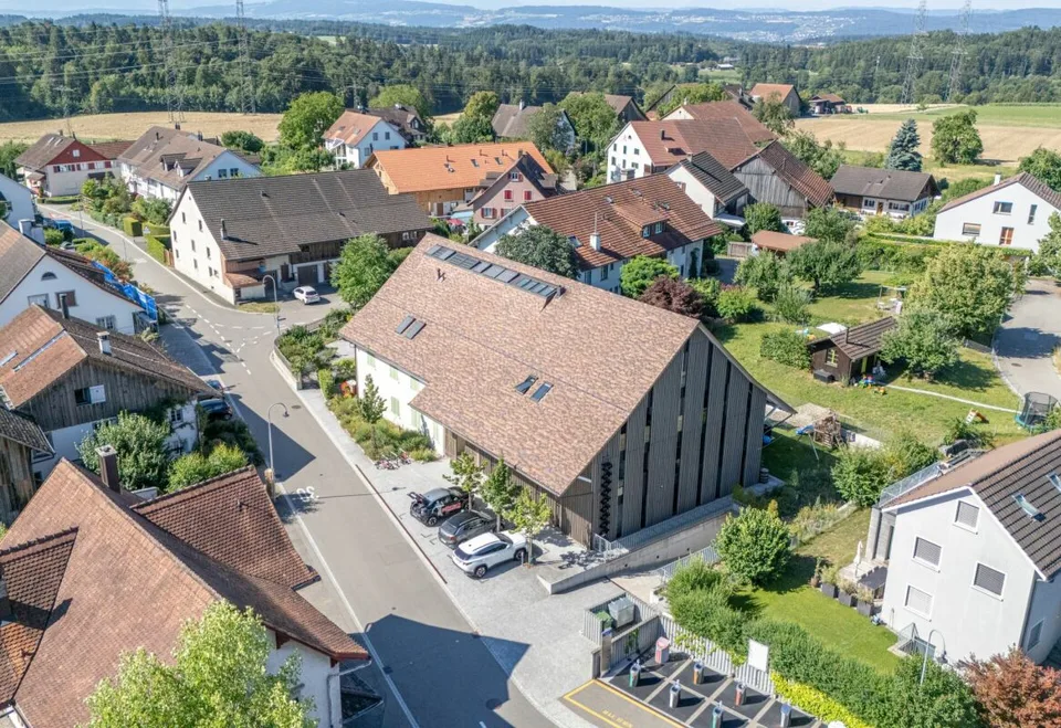 Spacieuse maisonnette en attique 5.5 pièces avec galerie et loggia – photo 5 sur 18
