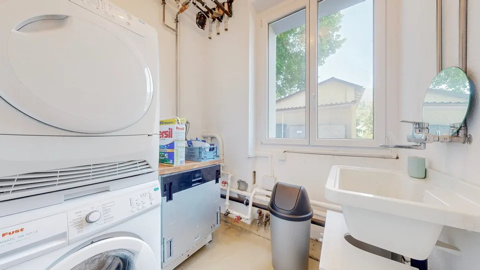 Gewerbefläche (150 m²) mit Laderampe