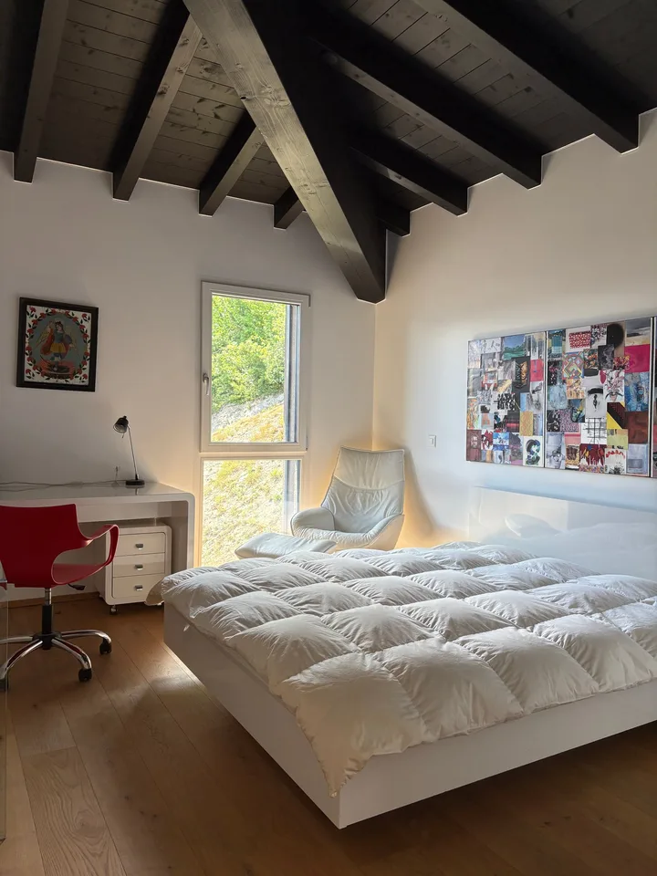 Savièse (VS) Magnificent two-bedroom attic apartment with panoramic mountain views