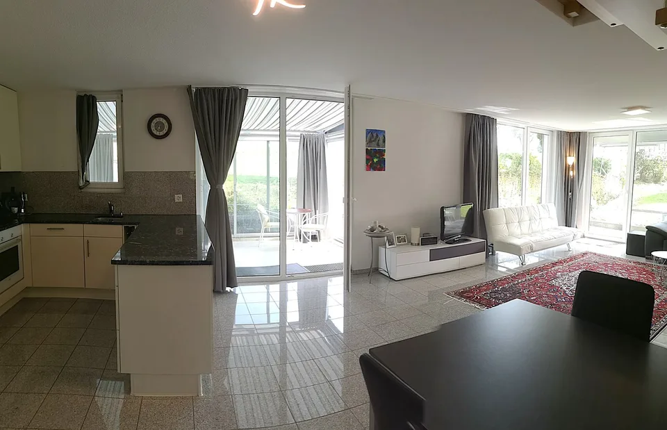 Riduzione del prezzo: Casa con due appartamenti affittati e un appartamento per il proprietario