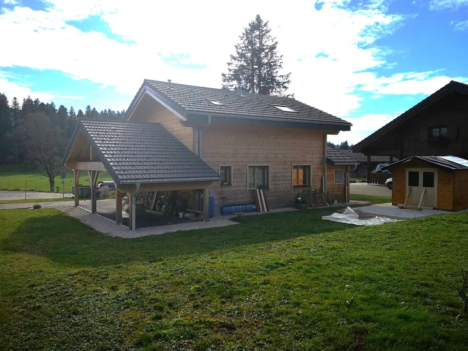 A vendre aux Savagnières, 6 maisons/chalets avec tout le confort moderne, construction dès 2025