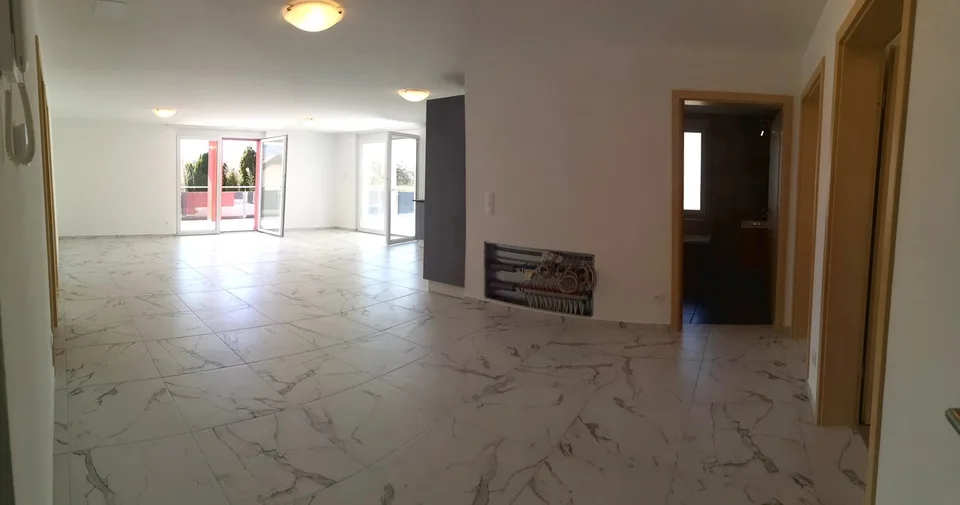 Magnifique appartement de 4,5 pièces avec terrasse et véranda, jardin 200m2 en option