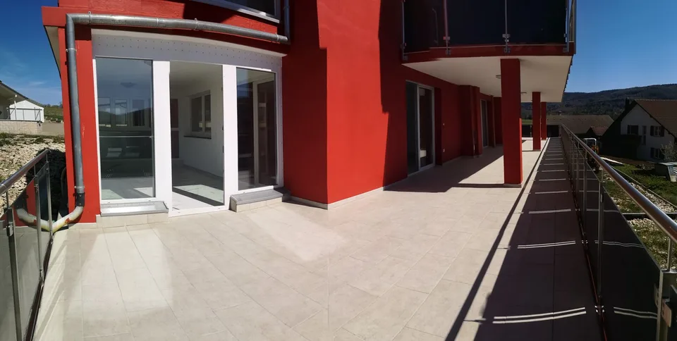 Magnifique appartement de 4,5 pièces avec terrasse et véranda, jardin 200m2 en option