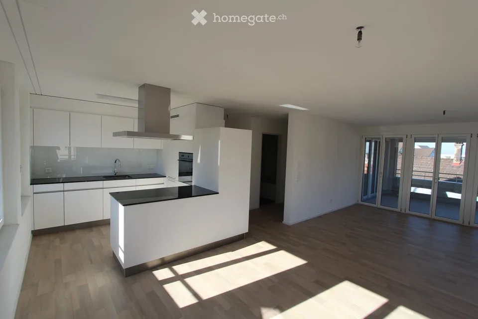 Moderne 2.5-Zimmer-Wohnung in Waldkirch mit Balkon und Garage