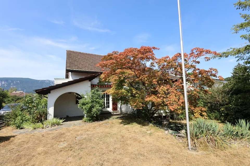Casa unifamiliare con giardino – molto potenziale per le tue idee