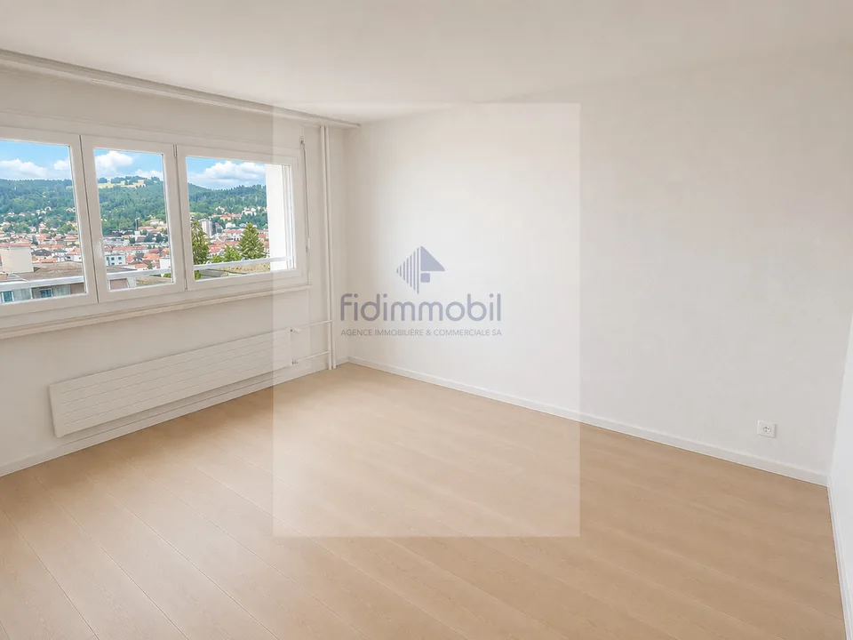 Apartment 3.5 rooms completely renovated with balcony