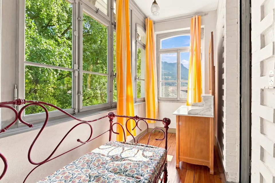 Period house with frescoes in the heart of Leventina