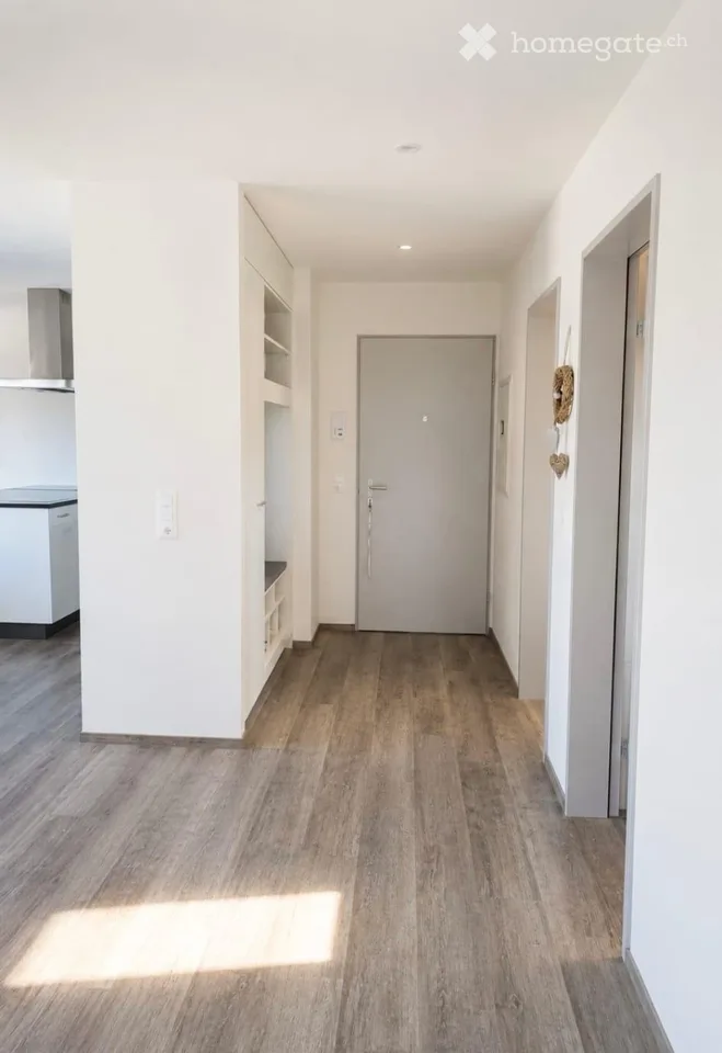 Bright and spacious apartment for those who love peace and nature.