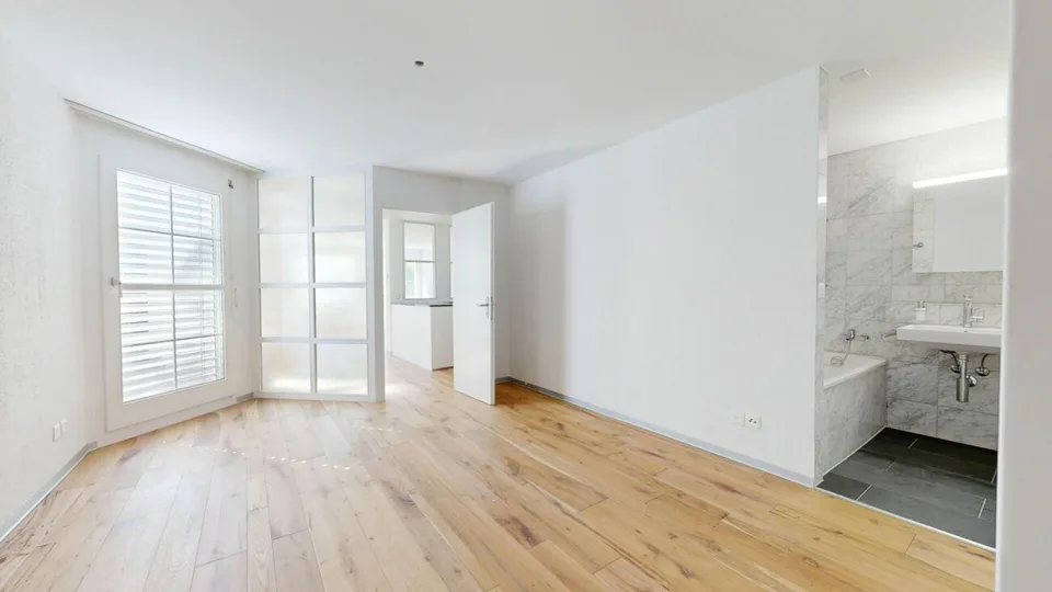 Modernes Wohnen in einer neu sanierten, lichtdurchfluteten 2,5-Zimmer-Wohnung