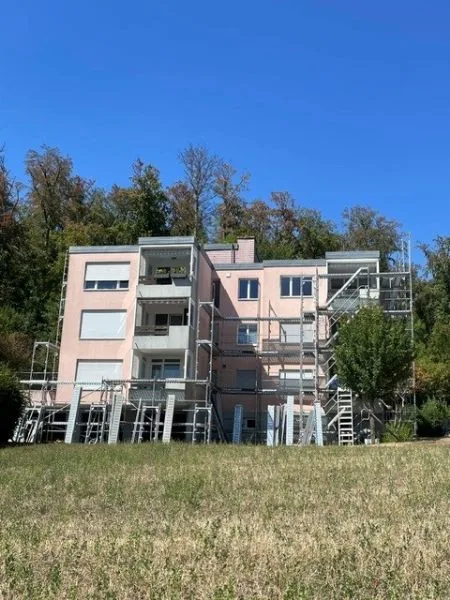 4.5 Zimmerwohnung mit Weitsicht komplett saniert