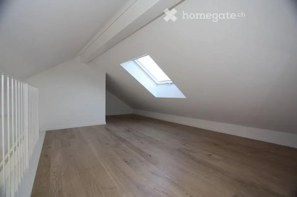 Helles 2.5-Zimmer-Wohnung mit Aussicht