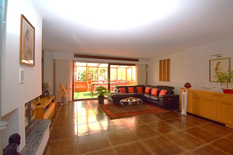 A 5.5-room apartment, one floor just for you
