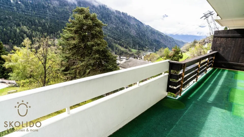 Vacation rental near the Mörel-Riederalp gondola station, right next to the saltwater bath