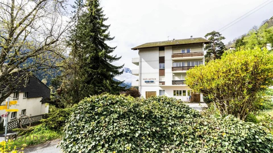 Vacation rental near the Mörel-Riederalp gondola station, right next to the saltwater bath