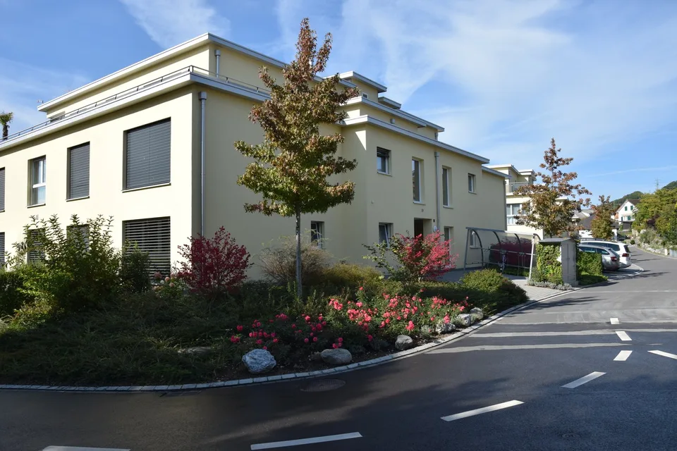 Helle Wohlfühlwohnung mit Blick ins Grüne