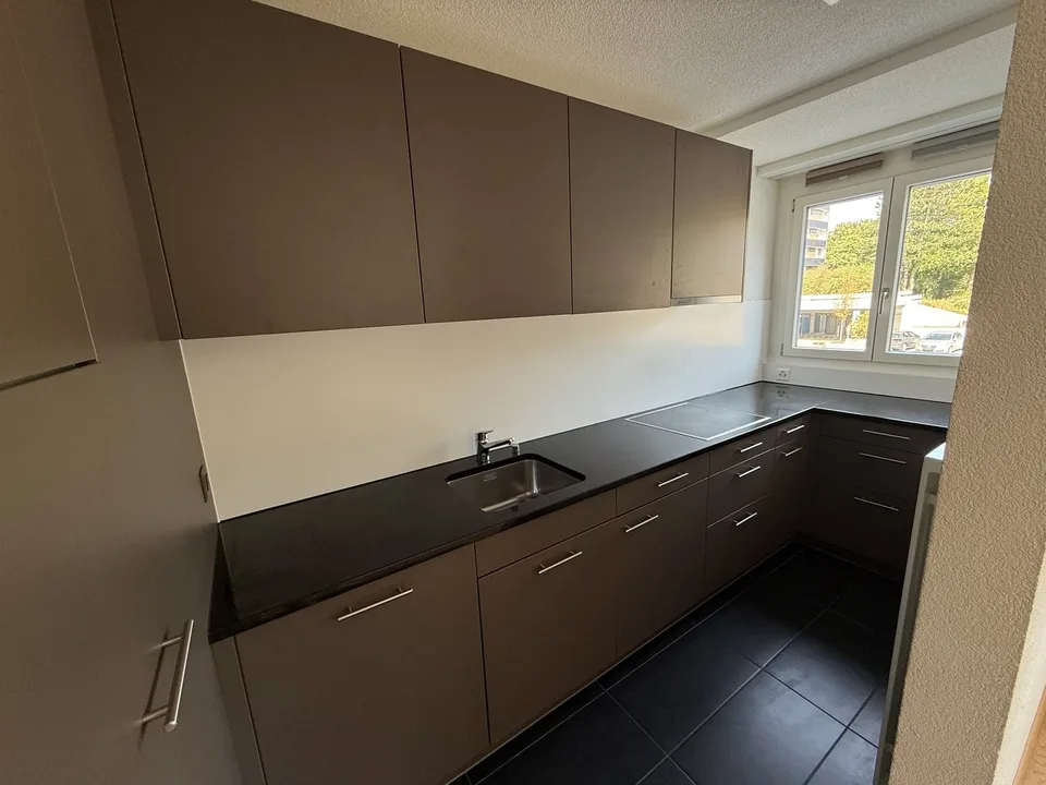 Modern & central - renovated 3.5-room apartment!