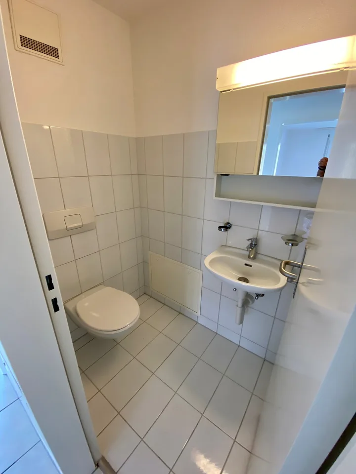 Zu vermieten per 01.05.2025 nach Vereinbarung 4.5 Zi-Wohnung mit Balkon