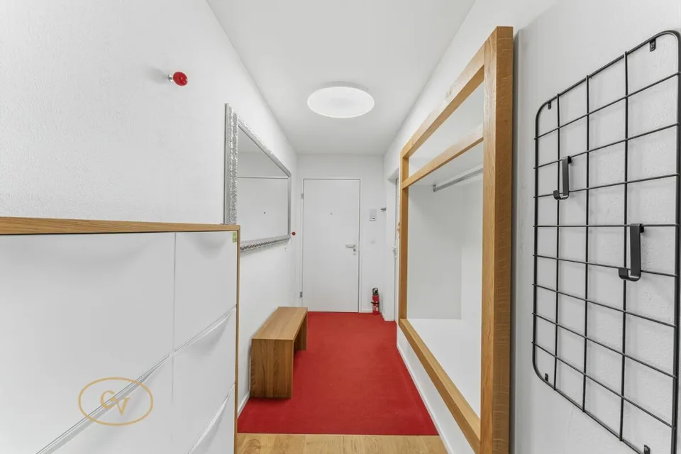 Sunny maisonette apartment with charm in the heart of Sins