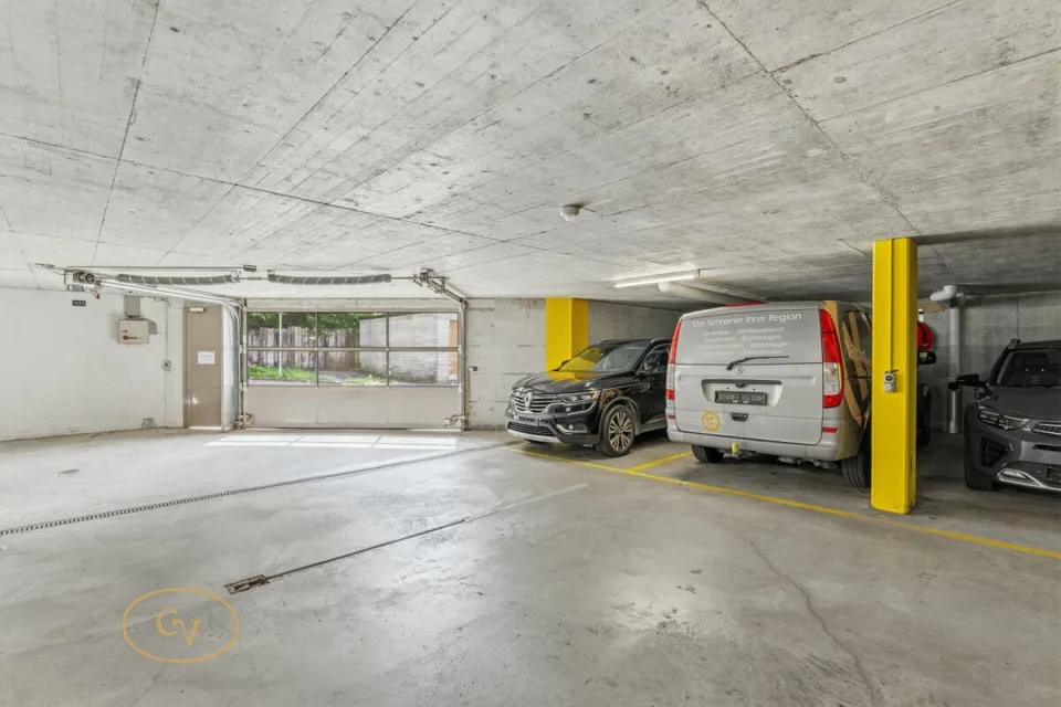 Sunny maisonette apartment with charm in the heart of Sins