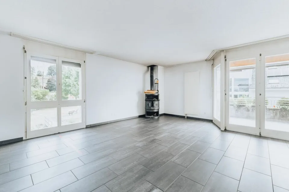 Appartamento di 4,5 locali luminoso con balcone coperto