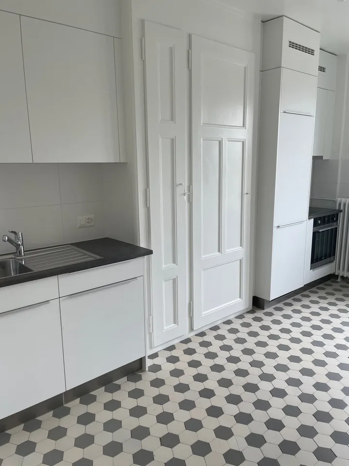 Wohnung mit 3.5 Zimmern im 6. Stock