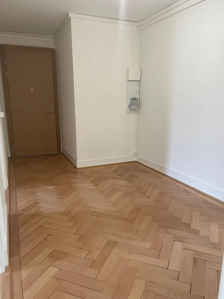 Wohnung mit 3.5 Zimmern im 6. Stock
