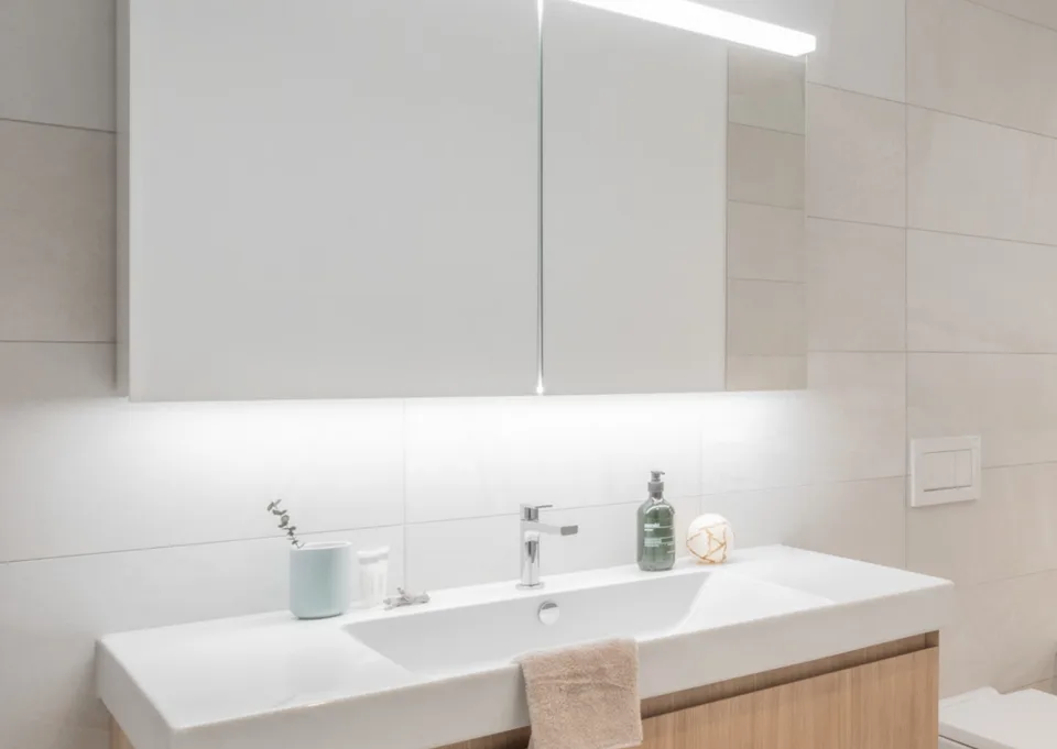 Appartement exclusif de 3,5 pièces en première occupation avec un panorama Rigi de rêve