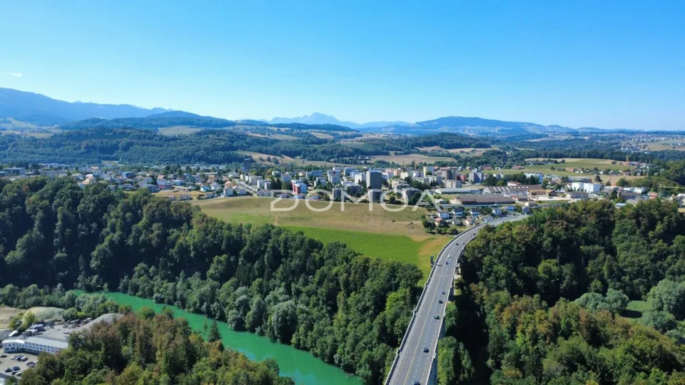 ### Eigentumswohnung mit Innenpool und privatem Waldzugang