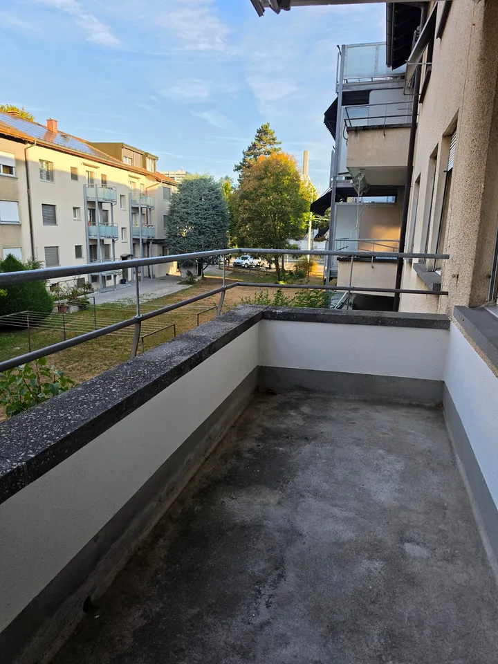 Gepflegte 2-Zimmer-Wohnung mit Balkon in Bern-Bethlehem