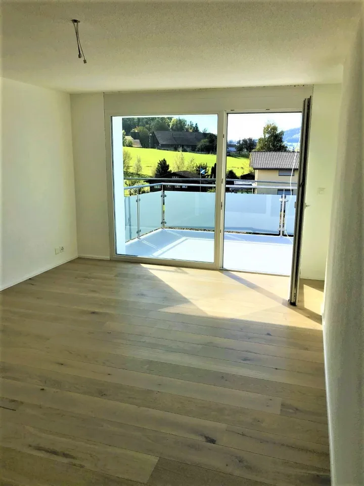 PRIX DÉTAILLÉ - APPARTEMENT MODERNE 3.5 PIÈCES DANS UN QUARTIER RÉSIDENTIEL CALME