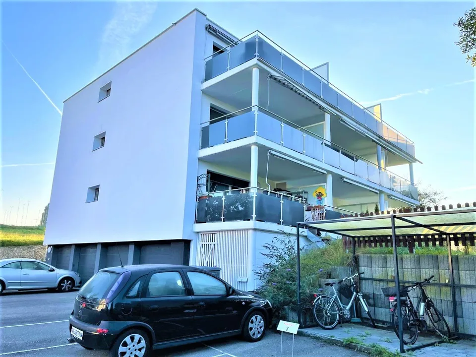 PRIX DÉTAILLÉ - APPARTEMENT MODERNE 3.5 PIÈCES DANS UN QUARTIER RÉSIDENTIEL CALME