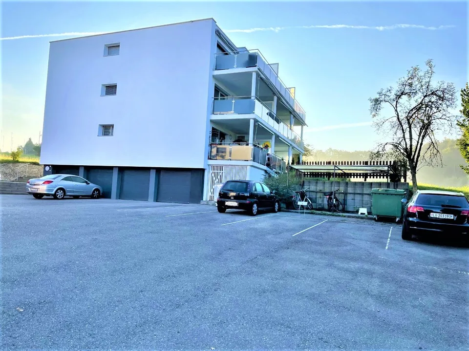 PRIX DÉTAILLÉ - APPARTEMENT MODERNE 3.5 PIÈCES DANS UN QUARTIER RÉSIDENTIEL CALME