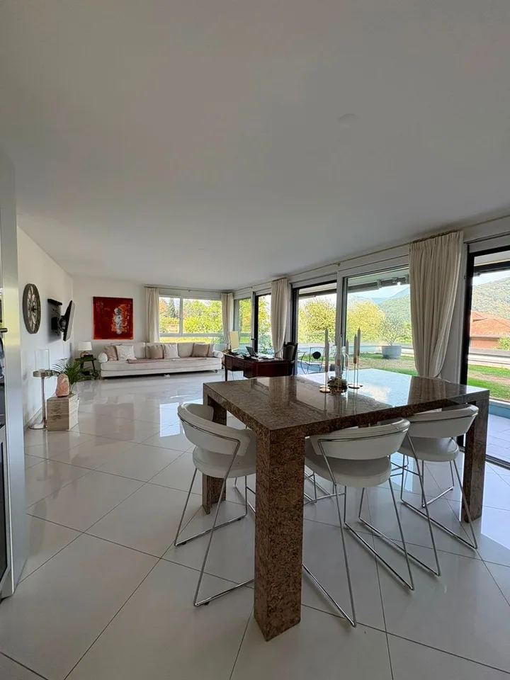 4.5 room apartment with garden, Agno