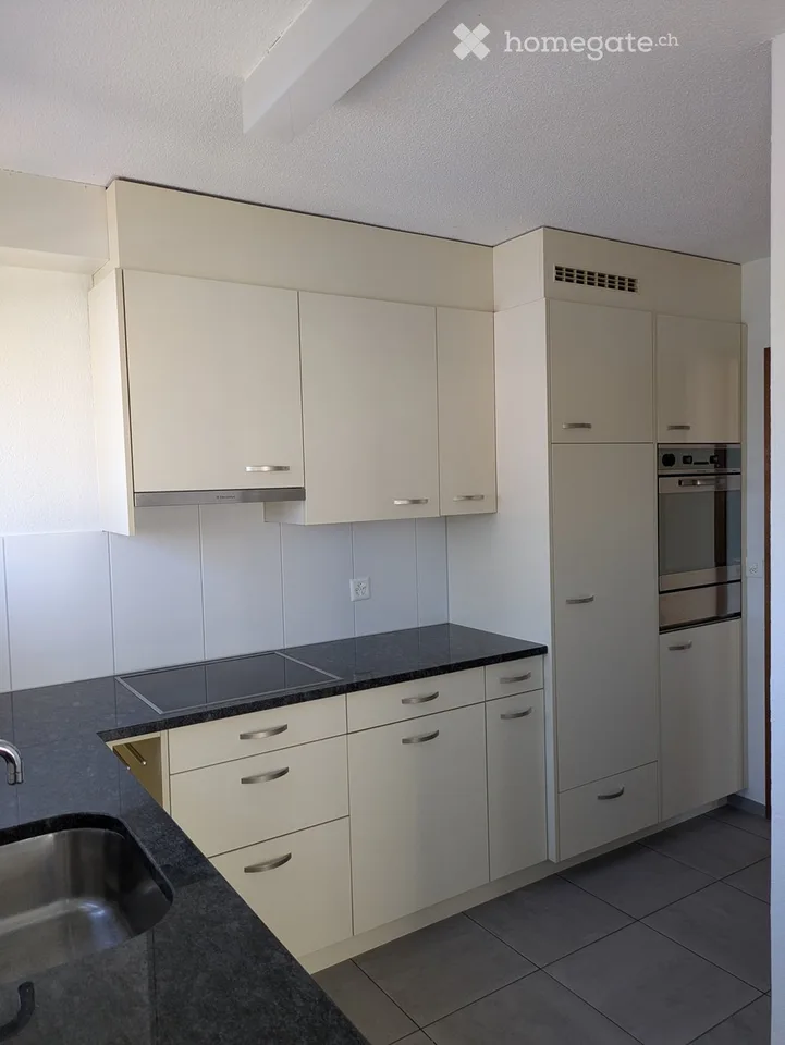 Zentral wohnen in Rapperswil – 3.5-Zimmer mit Parkplatz und eigenem Wasch-/Hobbyraum