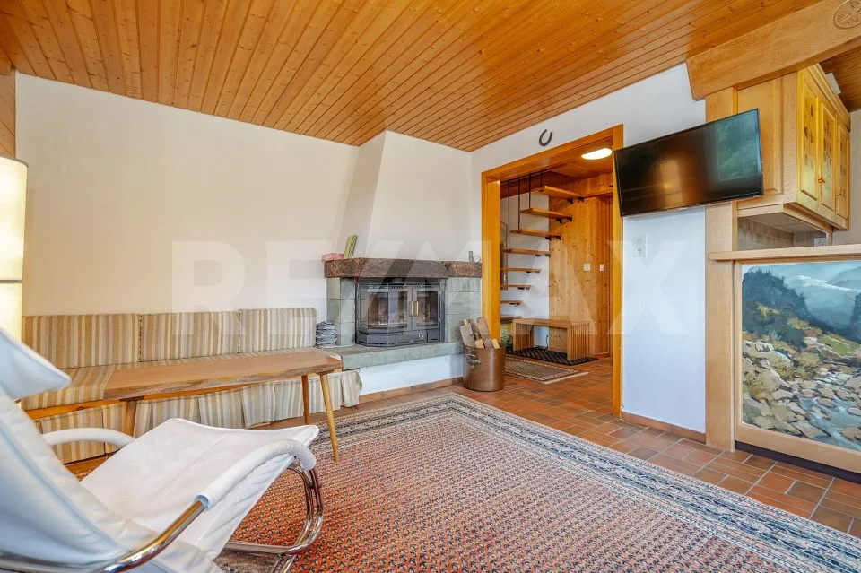 Die Berge vor Augen, den See zu Füssen - Ferienchalet mit 4.5 Zimmern und zusätzlichem Studio