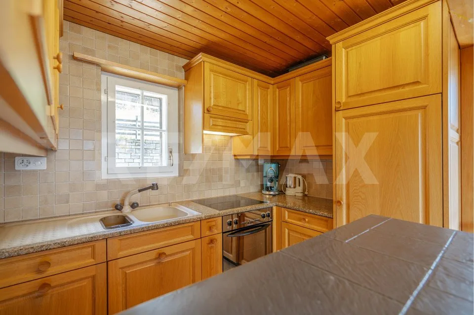 Die Berge vor Augen, den See zu Füssen - Ferienchalet mit 4.5 Zimmern und zusätzlichem Studio