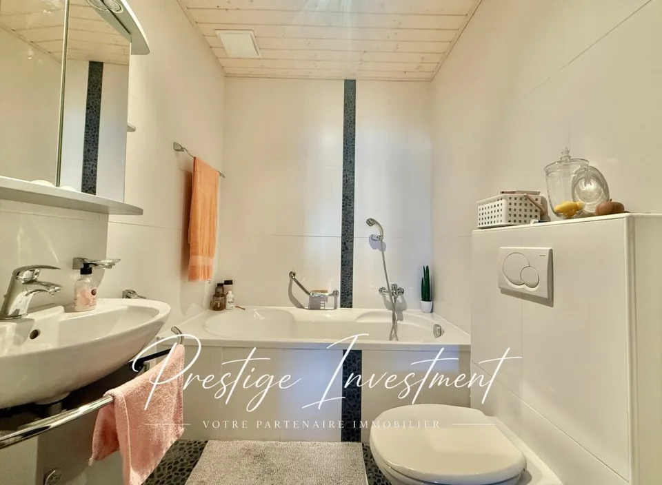 Dachgeschoss-Duplex mit 5,5 Zimmern & 148 m2, Saillon