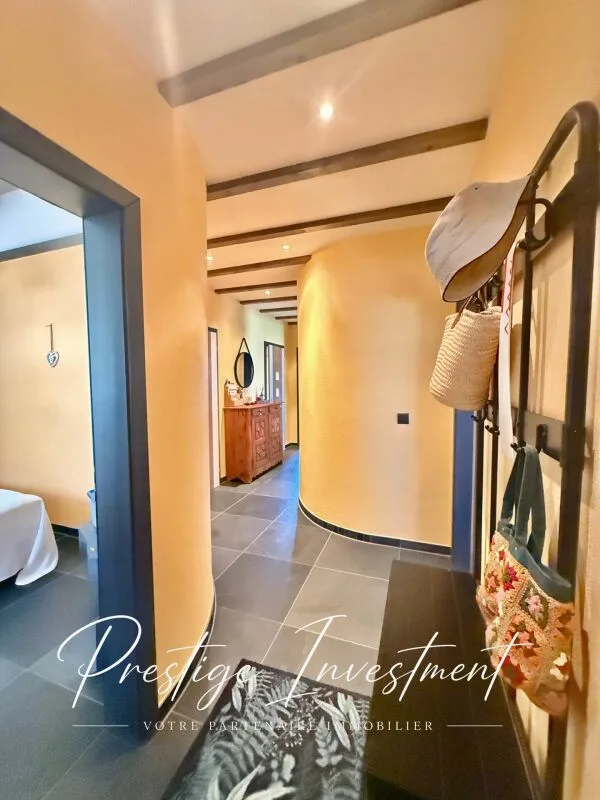 Dachgeschoss-Duplex mit 5,5 Zimmern & 148 m2, Saillon