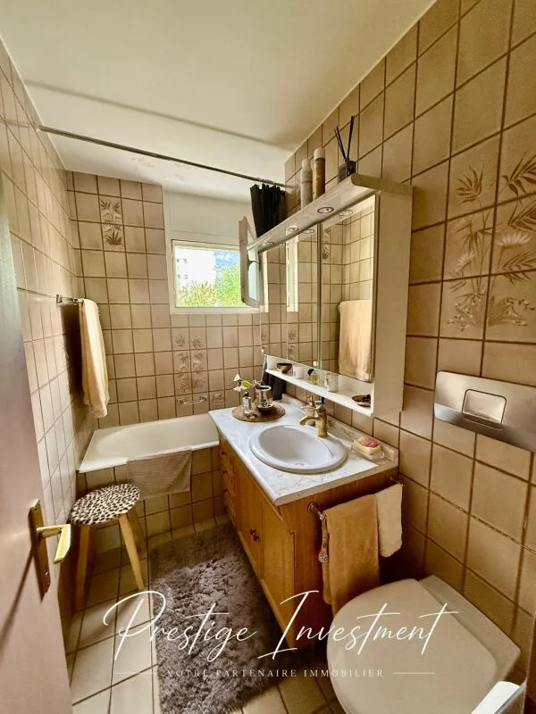 APPARTEMENT LUMINEUX DE 5 PCS, 119 M2, SION