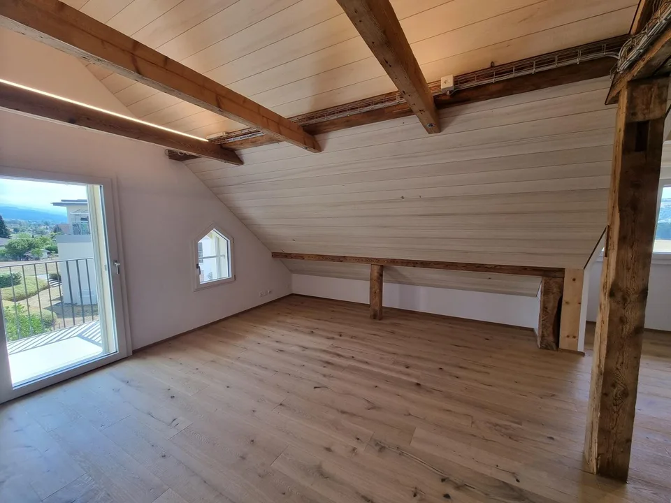 Wohnen in stilvoller Dachwohnung!