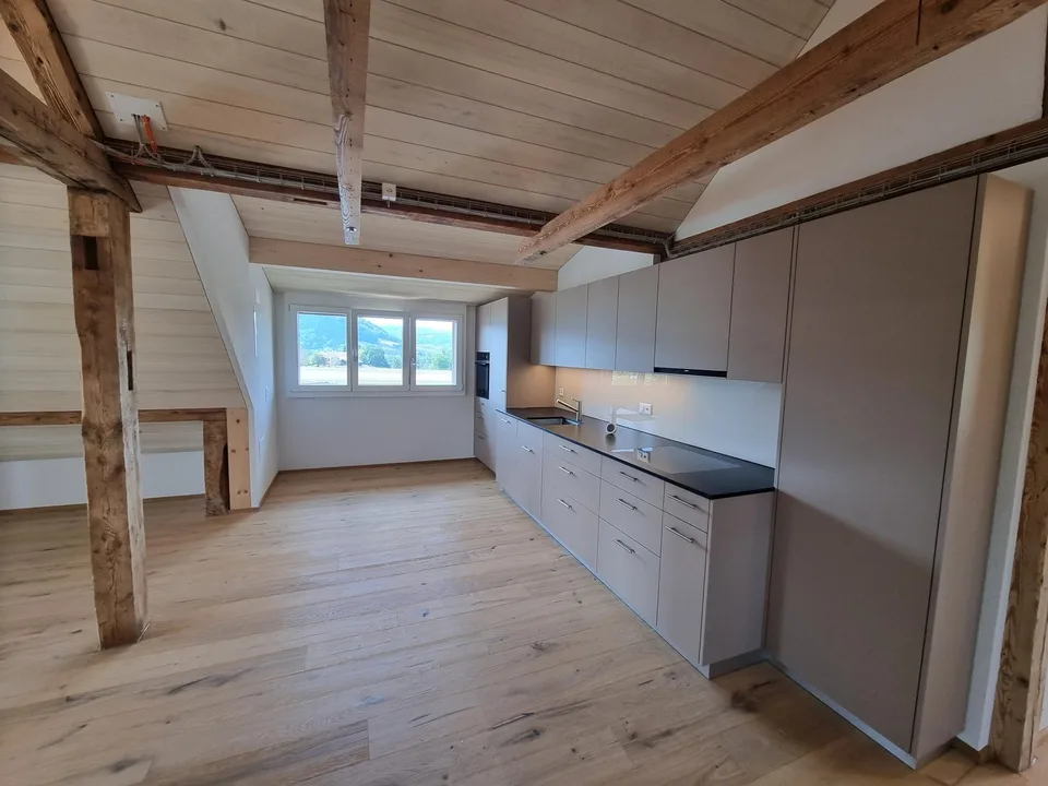 Wohnen in stilvoller Dachwohnung!