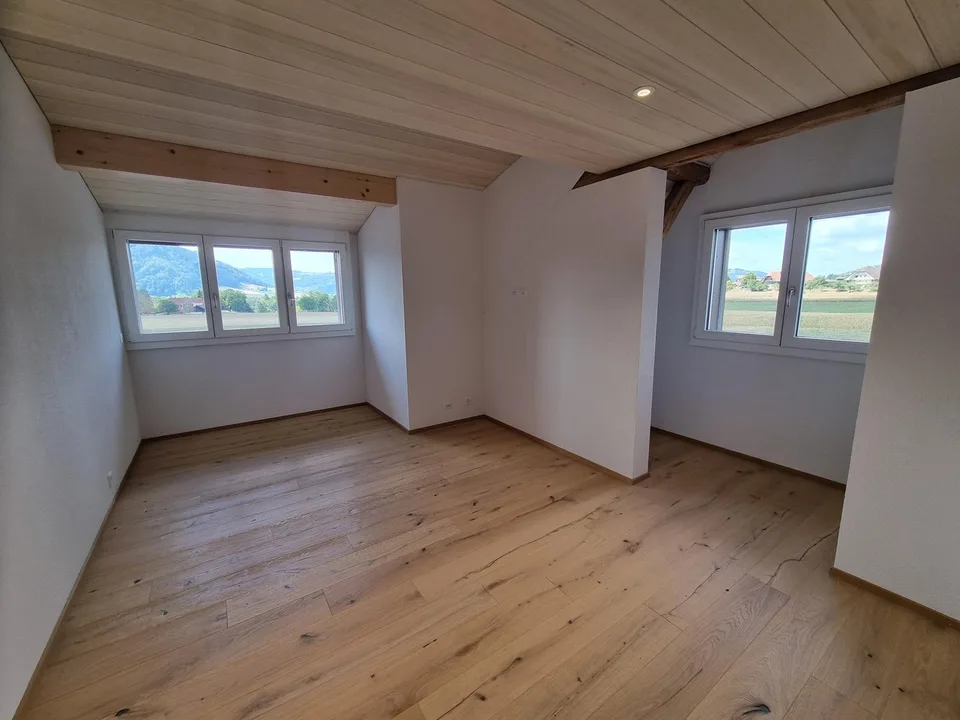 Wohnen in stilvoller Dachwohnung!