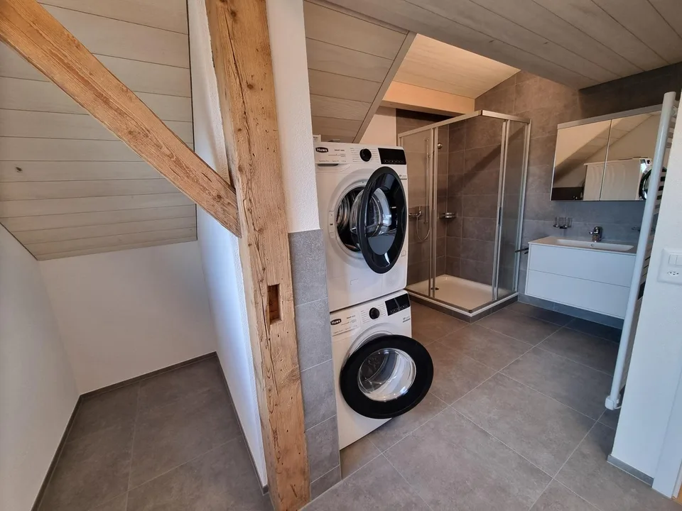 Wohnen in stilvoller Dachwohnung!