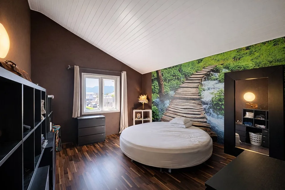 Casa canadese nel cuore di un ambiente verde
