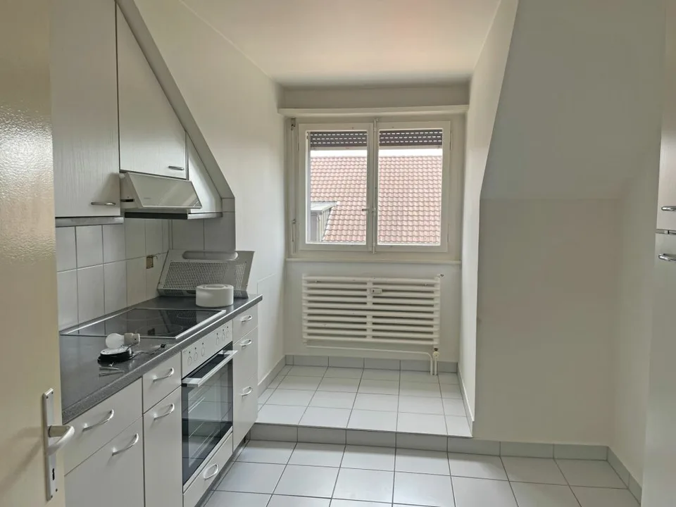 Spacious 4.5-room apartment in Münchenbuchsee with loggia