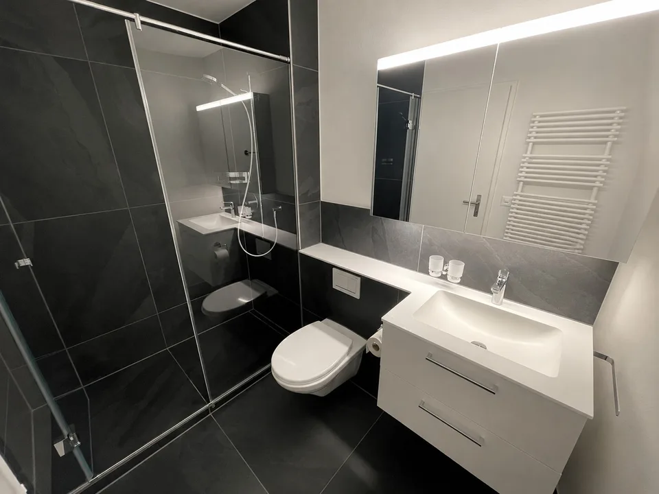 Zu vermieten: Sanierte 3½ Zimmer-Wohnung (2. OG ohne Lift) in Wichtrach!