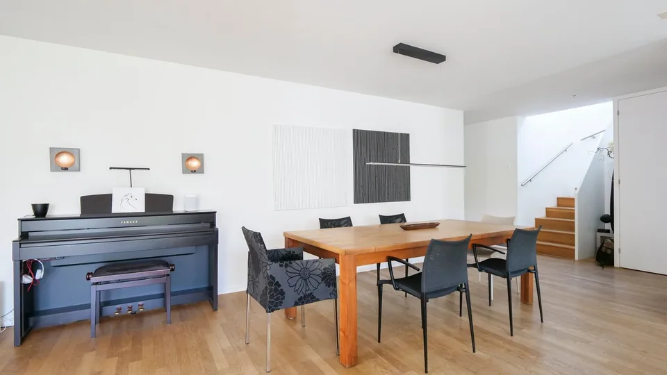 Grosszügige 5.5-Zimmer-Maisonette-Wohnung mit viel Privatsphäre und Wohnkomfort