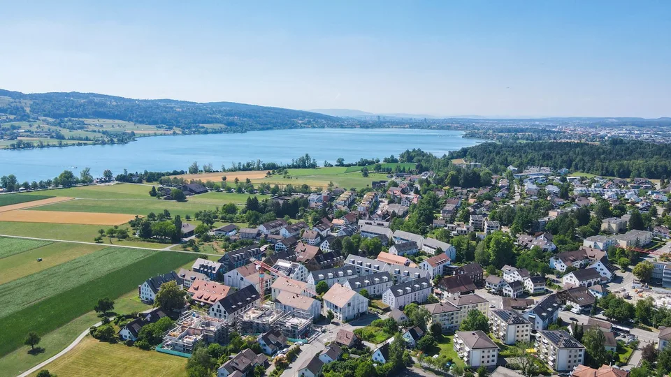 Grosszügige 5.5-Zimmer-Maisonette-Wohnung mit viel Privatsphäre und Wohnkomfort