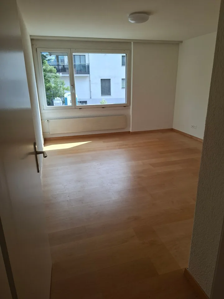 Appartement spacieux 3.5 pièces avec accès direct au lac