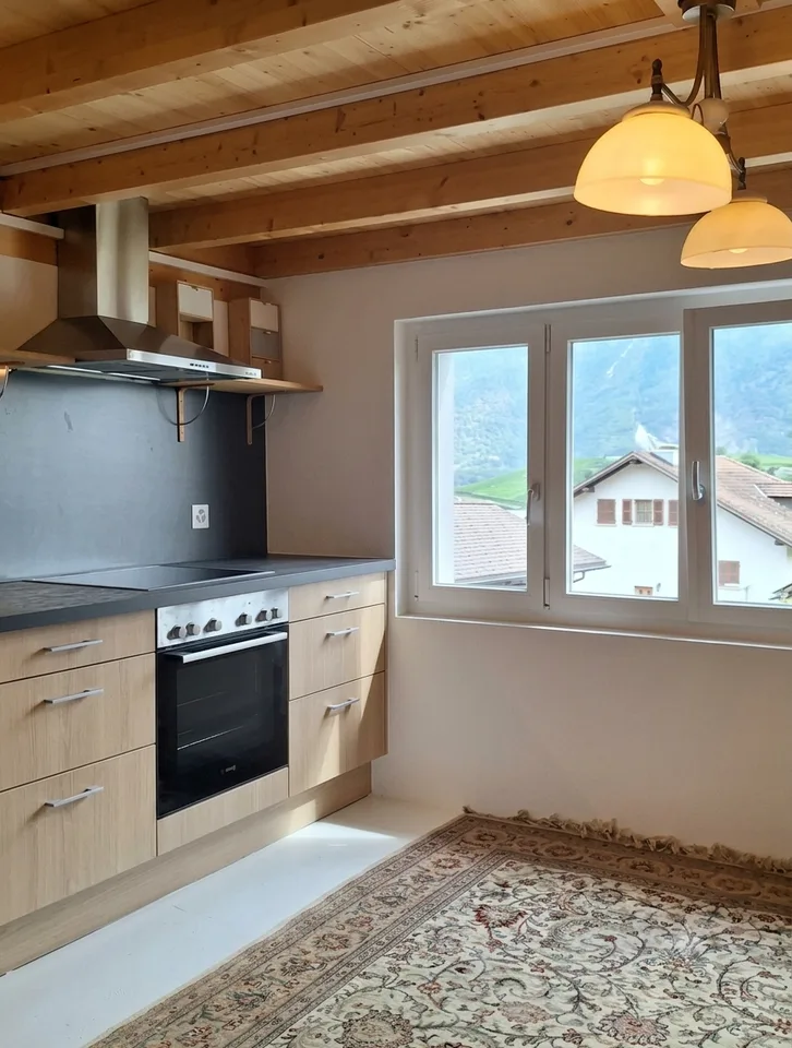 Charming, freshly renovated 3.5-room attic apartment including parking space